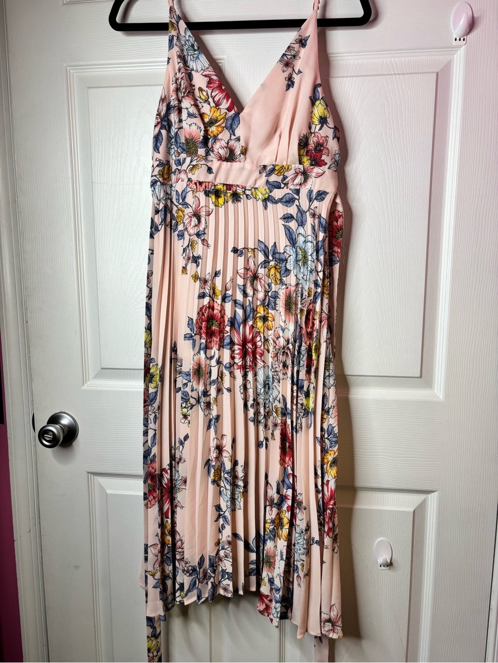 Thirty Thirty LA Pink Floral Pleated Midi Dress – Size Large